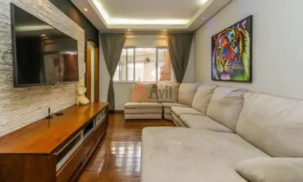 Sobrado Residencial 318m² com 3 quartos, 1 suíte à Venda no Anália Franco
