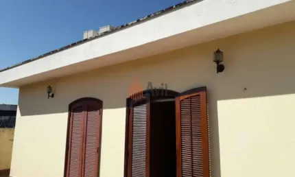 Sobrado Residencial 800m² com 8 quartos, 2 suítes à Venda na Vila Carrão