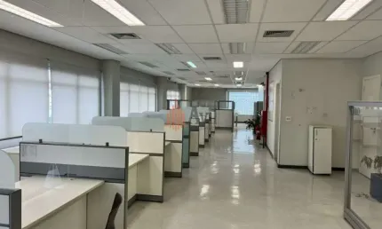 Prédio comercial para locação no tatuapé 1812m² com 30 salas