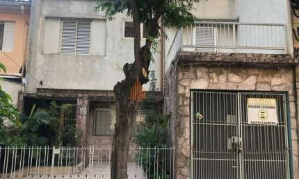 Sobrado Residencial 200m² com 4 Quartos, 3 Suítes à Venda no Pari