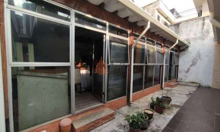 Casa Residencial 240m² com 2 dormitórios à Venda no Anália Franco