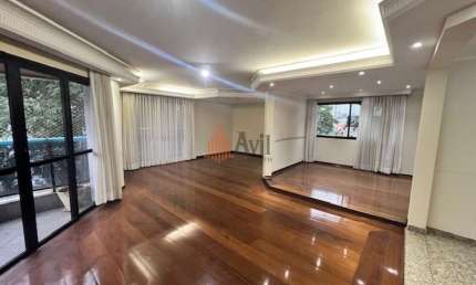 Apartamento no Tatuapé com 3 Suítes 3 Vagas 253m²  a Venda