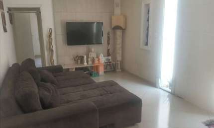 Casa Residencial 360m² com 3 quartos, 1 suíte à Venda no Tatuapé
