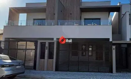 Geminado Exclusivo de 197 m² com Piscina e Acabamentos Premium