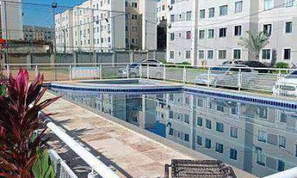 Apartamento com 2 quartos para alugar, 40 m² por R$ 1.375/mês - Abrantes - Camaçari/BA