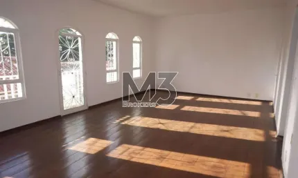 Sobrado à venda em Campinas, Cambuí, com 3 quartos, com 213.98 m²