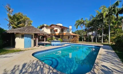 Casa à venda em Valinhos, Chácara Flora, com 5 suítes, com 822 m², Chácara Flora