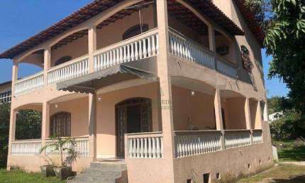 Casa com 4 dormitórios à venda, 240 m² por R$ 670.000,00 - Condado de Maricá - Maricá/RJ