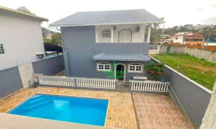 Casa com 4 dormitórios e 3 suítes à venda, 351 m² - Piratininga - Niterói/RJ