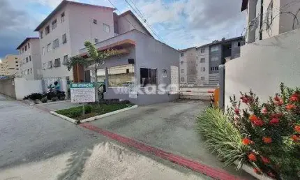 Apartamento com 2 quartos para alugar no Colina de Laranjeiras, Serra 