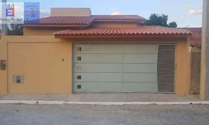 Casa para Venda em Cachoeira Paulista, Vila Carmem, 3 dormitórios, 1 suíte, 1 banheiro, 1 vaga