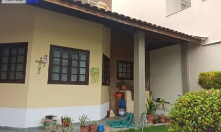 Casa para Venda em Cachoeira Paulista, Jardim Nova Cachoeira, 3 dormitórios, 2 suítes, 1 banheiro, 1 vaga