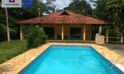 Sítio para Venda em Cruzeiro, Centro, 4 dormitórios, 2 suítes, 3 banheiros, 5 vagas