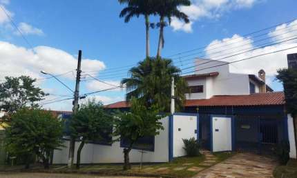 Casa para Venda em Cachoeira Paulista, Parque Primavera, 3 dormitórios, 1 suíte, 3 banheiros, 4 vagas