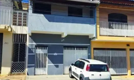 Sobrado para Venda em Cruzeiro, Lagoa Dourada I, 2 dormitórios, 1 suíte, 2 banheiros