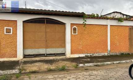 Casa para Locação em Cachoeira Paulista, Pitéu, 3 dormitórios, 1 banheiro, 4 vagas