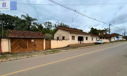 Casa à venda no Centro, Silveiras 
