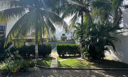 VILLAGE DUPLEX RECEM REFORMADO FINAMENTE DECORADO EM STELLA MARES