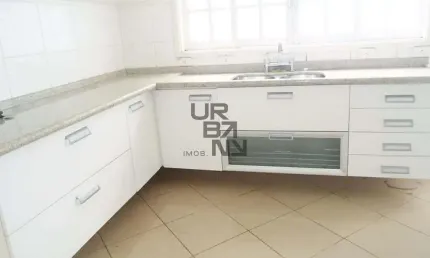 Casa com 3 quartos para alugar na Rua Domingos Portela, 106, Jardim das Vertentes, São Paulo