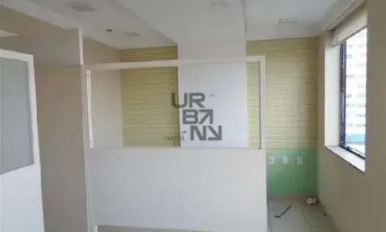 Sala comercial para alugar na Avenida Dionysia Alves Barreto, 500, Vila Osasco, Osasco