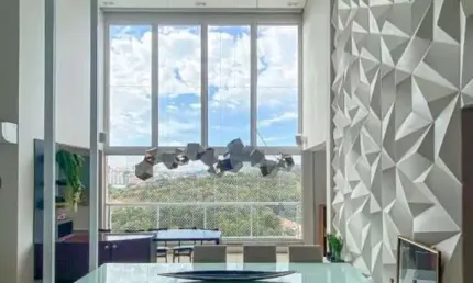 LUXUOSA COBERTURA DUPLEX TOTALMENTE MOBILIADA NO CONDOMÍNIO GRAND GARDEN! 4 SUÍTES, VISTA LIVRE, CHURRASQUEIRA E 5 VAGAS