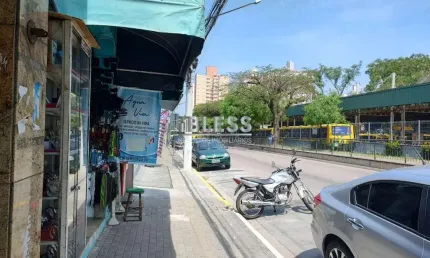 Ponto Comercial e 4 banheiros à Venda, 300 m² por R$ 1.600.000 ; SL00154