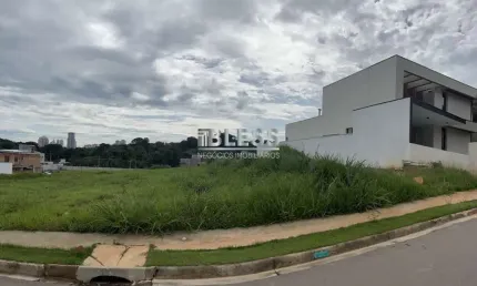 TERRENO PLANO À VENDA NO CONDOMÍNIO DE ALTO PADRÃO RESERVA MARAJOARA (JARDIM SAMAMBAIA - JUNDIAÍ)! TC00047