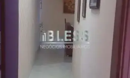 Casa para venda em Jundiaí-SP na Vila de Vecchi: 3 quartos, 1 suíte, 1 sala, 3 banheiros, 4 vagas de garagem, 200m² de área.
