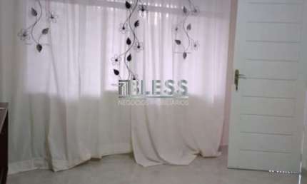 Imperdível: Casa à Venda com 3 Dormitórios no Jardim Bizarro em Jundiaí - 3 quartos, 1 suite, 2 salas, 3 banheiros - Aproveite!