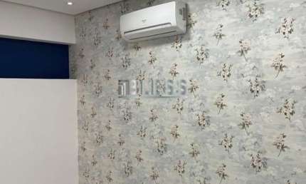 Sala para Locação e Venda no Edifício Jatobá - Jundiaí.  Esta sala possui 48 M² de área, com uma distribuição inteligente contendo Recepção e 2 salas,