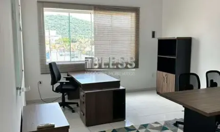 Sala Comercial de 36m² no Jardim São Vicente, Itupeva-SP: Locação Disponível!