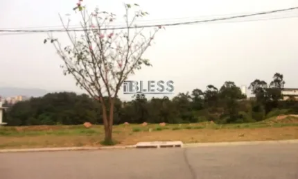 Terreno de 663,51 m² em condomínio exclusivo no Jardim Florestal, Jundiaí-SP: sua oportunidade de investimento!