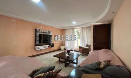 CASA DE RUA À VENDA NO BAIRRO JARDIM ANA MARIA - JUNDIAÍ - CA03309