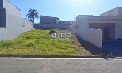 Terreno à Venda no Condomínio Residencial Chacur, 328m em Várzea Paulista Jundiaí.