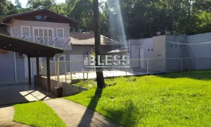 CASA TÉRREA À VENDA COM 3 SUÍTES CONDOMÍNIO BOSQUE CORRUPIRA JUNDIAÍ