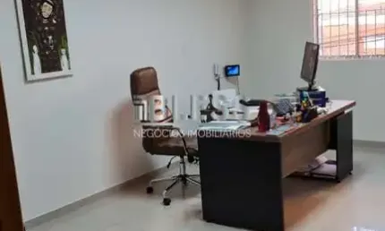 CASA COMERCIAL À VENDA COM 4 SALAS EM JUNDIAÍ REGIÃO CENTRAL