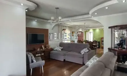 CASA À VENDA COM 4 DORMITÓRIOS NO JARDIM TANNUS, JUNDIAÍ