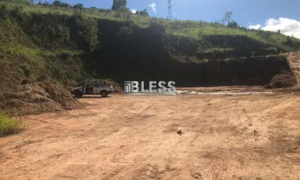 Terreno Industrial/Comercial á venda ou locação em Várzea Paulista - SP