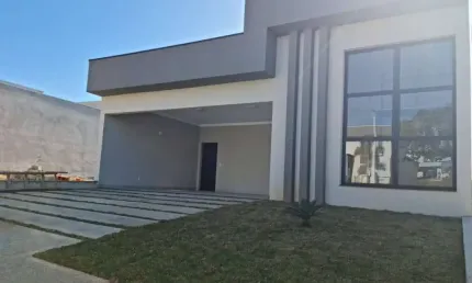 Casa Térrea Condomínio Piemonte com 3 Suítes e Piscina