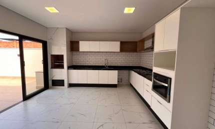 Casa com 3 quartos à venda na Rua Cesario Delboni, 15, Loteamento Park Gran Reserve, Indaiatuba