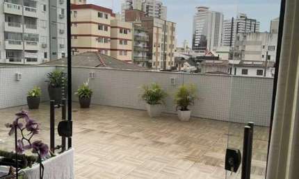 Apartamento com 02 dormitórios, sala, cozinha, banheiro e garagem.