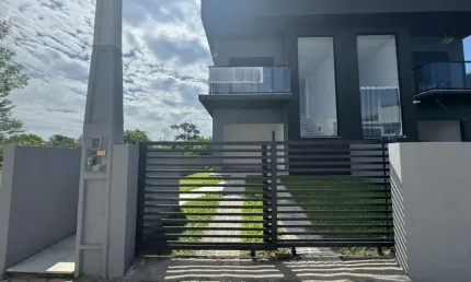 Casa nova no campeche – espaço, conforto e sofisticação!