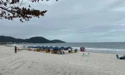 Prédio à venda no Ingleses do Rio Vermelho, Florianópolis  por R$ 3.500.000