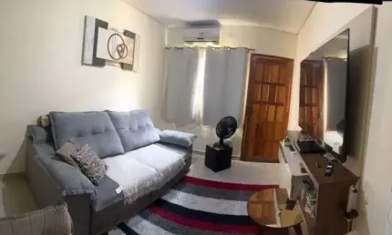 Casa com 2 quartos à venda na Rua Itararé, Guilhermina, Praia Grande