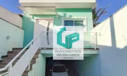 Sobrado à venda no Jardim das Estrelas, com 3 dormitórios sendo 1 suíte e 247 m².