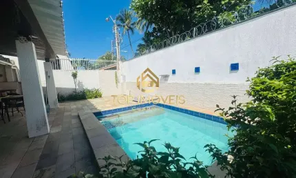 Casa à venda na Rua Marco Barra Costa, Enseada, Guarujá