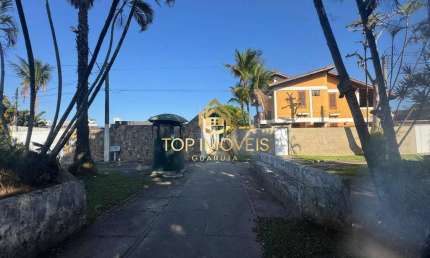 Casa térrea com edicula a 2 Quadras da Praia na Enseada Guarujá SP