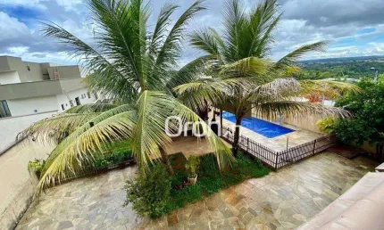 Sobrado à venda, 339 m² por R$ 1.795.000,00 - Condomínio do Lago - Goiânia/GO