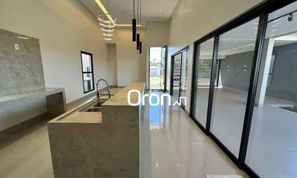Casa com 3 dormitórios à venda, 180 m² por R$ 1.050.000,00 - Terras Alpha 1 - Senador Canedo/GO