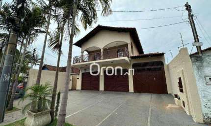 Sobrado à venda, 414 m² por R$ 1.350.000,00 - Setor Leste Vila Nova - Goiânia/GO
